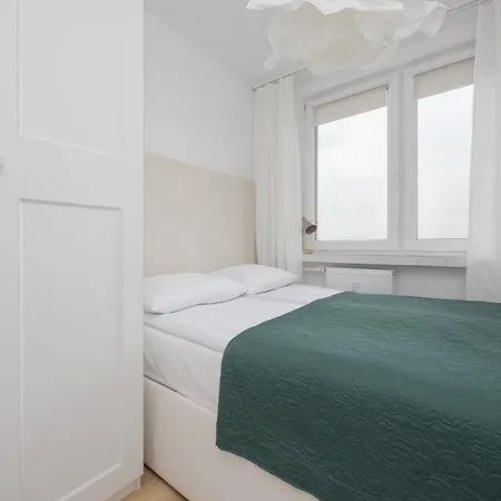 Targowek With Panoramic View In By Renters Appartement Warschau