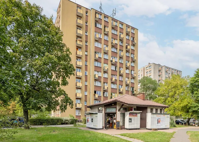 Targowek With Panoramic View In By Renters * ורשה