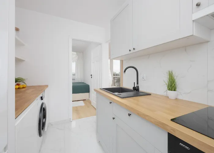 דירה Targowek With Panoramic View In By Renters ורשה