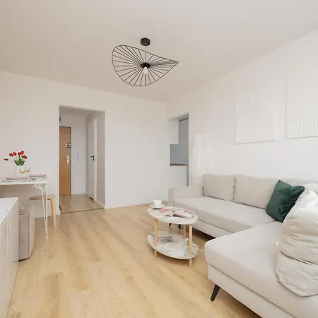 Targowek With Panoramic View In By Renters * Varşova